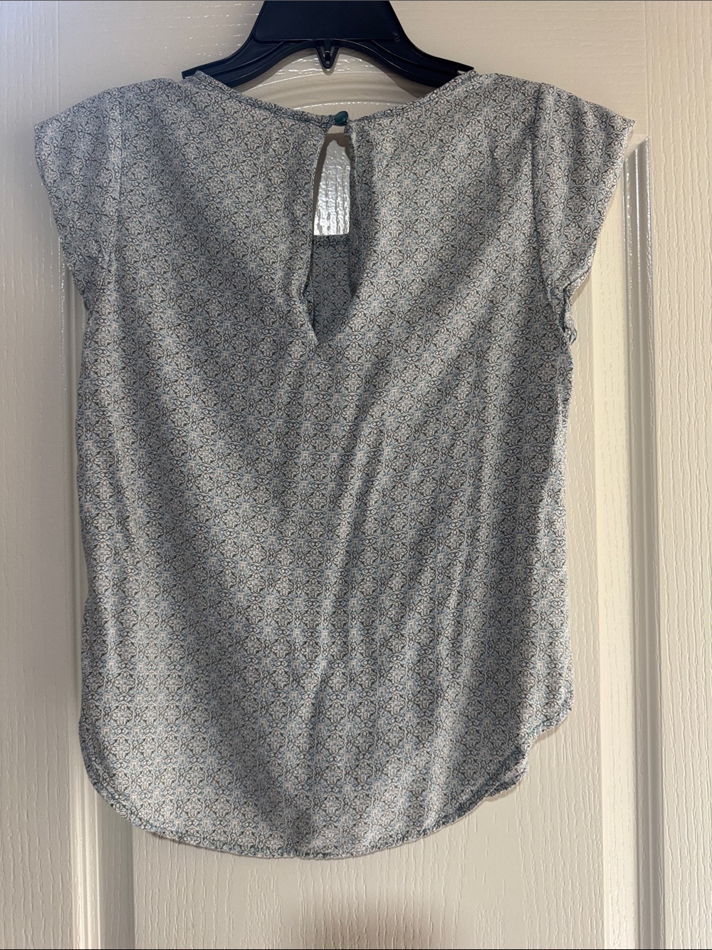 Kenar Gray Printed Cap Sleeve Blouse - Picture 3 of 6